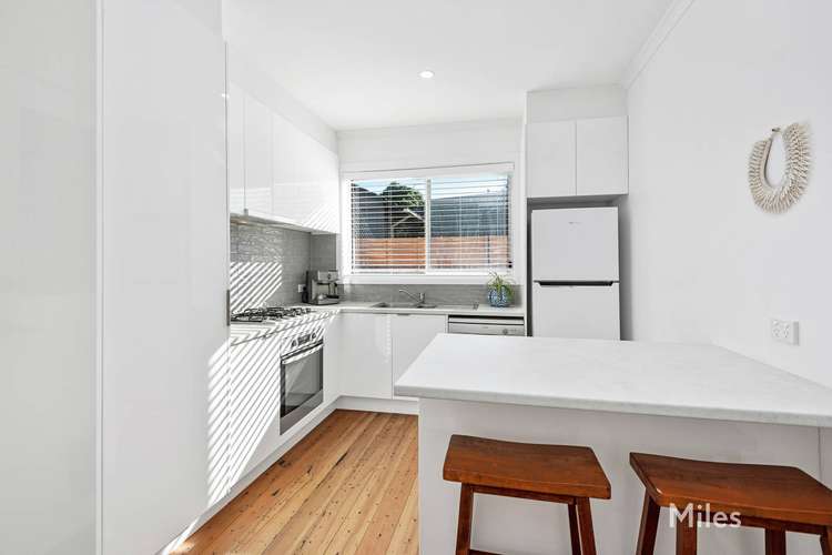 Fourth view of Homely house listing, 2/7 Bridgeford Court, Heidelberg West VIC 3081