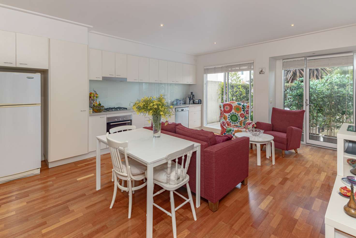Main view of Homely apartment listing, 4/4 Seisman Place, Port Melbourne VIC 3207