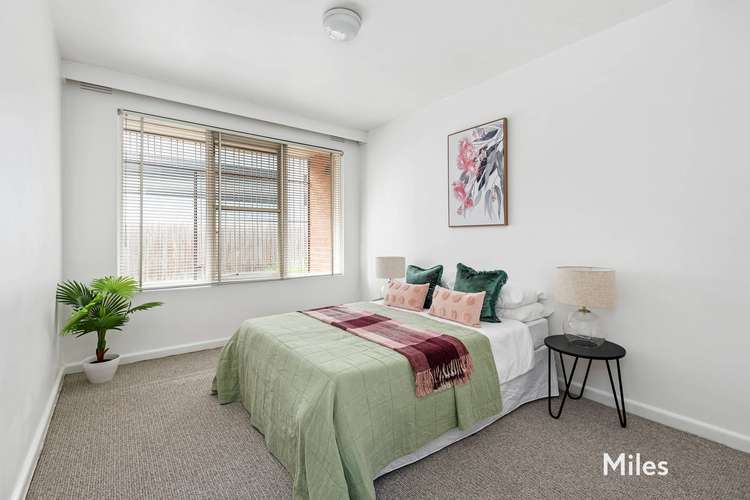 Fourth view of Homely apartment listing, 2/5 Noel Street, Ivanhoe VIC 3079