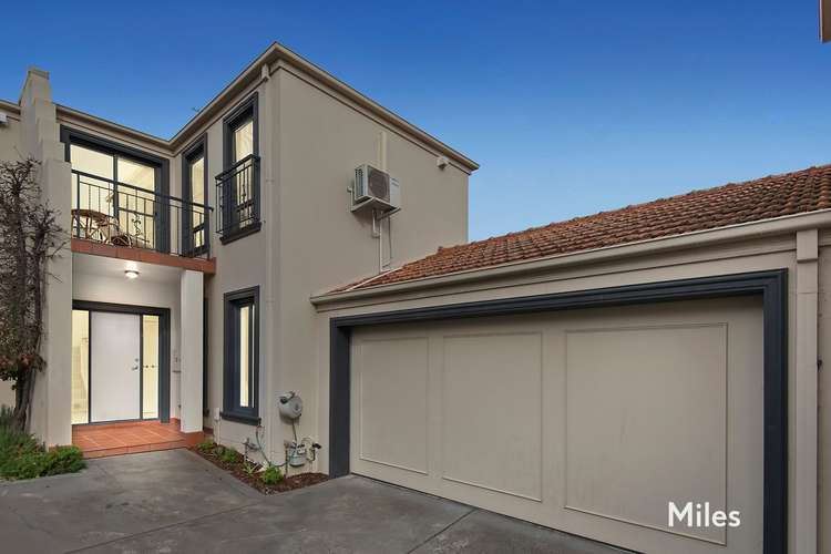 Main view of Homely townhouse listing, 2/15 Abbotsford Grove, Ivanhoe VIC 3079
