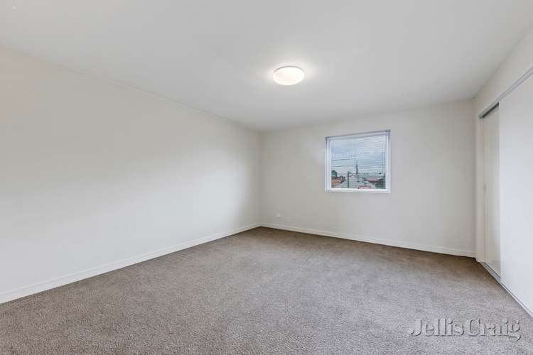 Fourth view of Homely apartment listing, 2/36 Railway Place, Fairfield VIC 3078