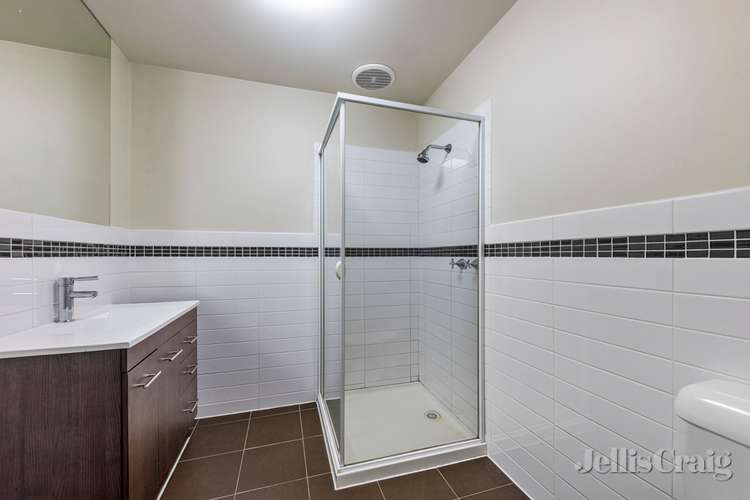 Fifth view of Homely apartment listing, 2/36 Railway Place, Fairfield VIC 3078