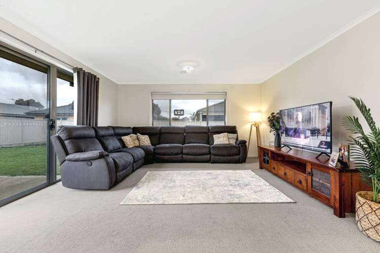 Fifth view of Homely house listing, 75 Dyson Drive, Alfredton VIC 3350