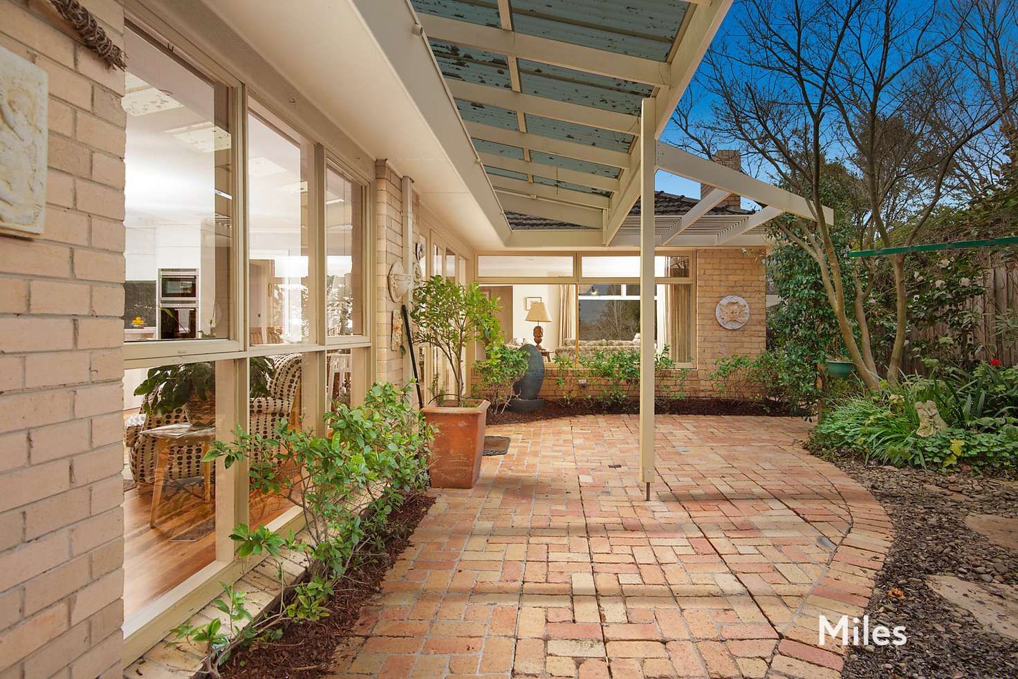 Main view of Homely house listing, 18 Lascelles Avenue, Viewbank VIC 3084