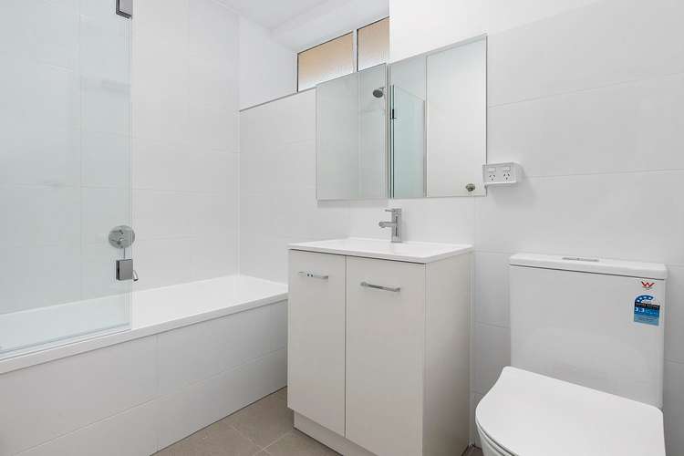 Third view of Homely unit listing, 12/18-20 Selwyn Avenue, Elwood VIC 3184