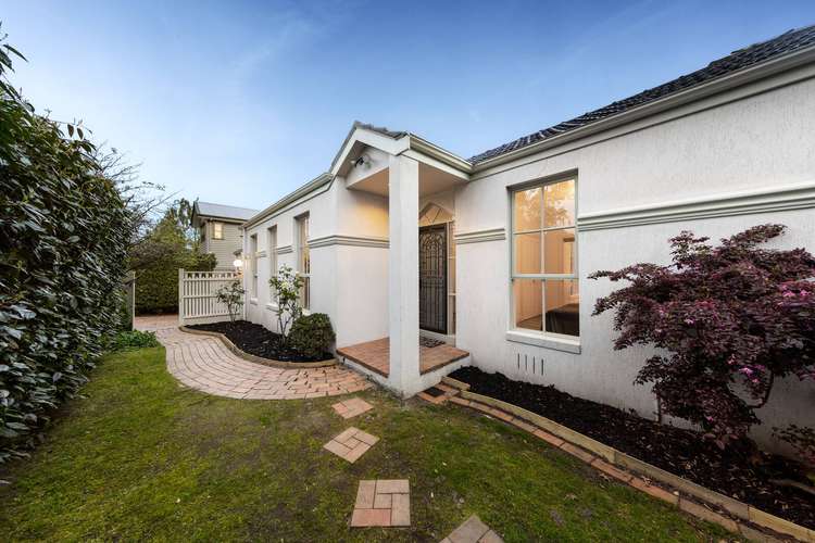 2A Hollsmoor Road, Camberwell VIC 3124