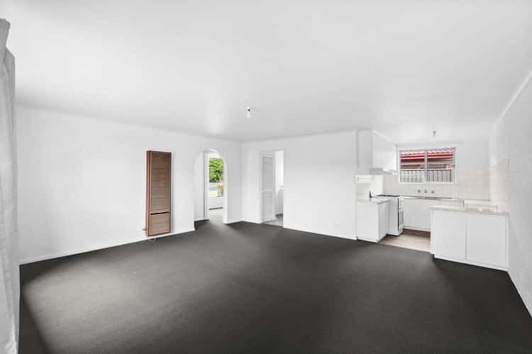 Fifth view of Homely unit listing, 1-3/104 Sawyer Avenue, Canadian VIC 3350