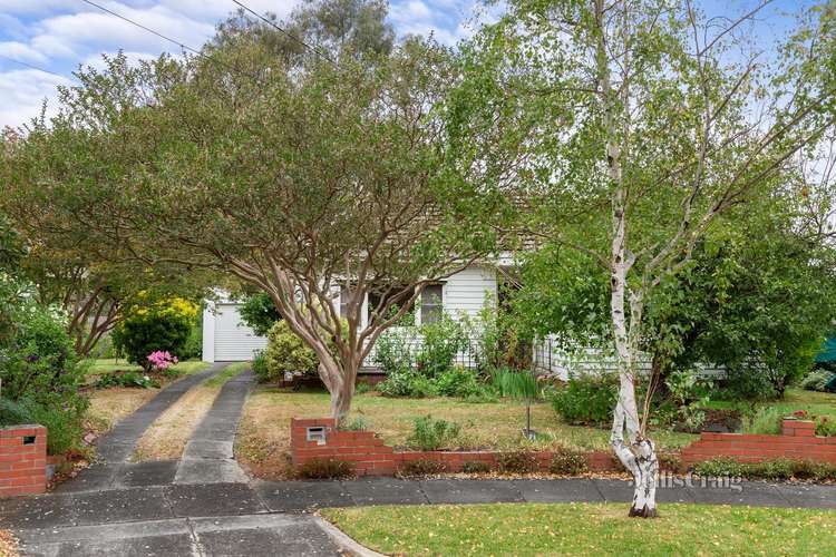 Main view of Homely house listing, 5 Belvoir Court, Murrumbeena VIC 3163
