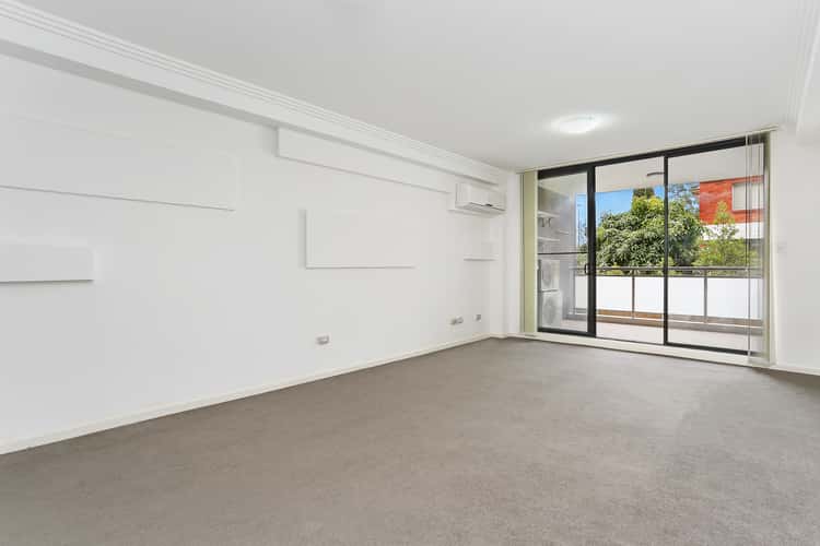 Main view of Homely unit listing, 10/15 Young Road, Carlingford NSW 2118