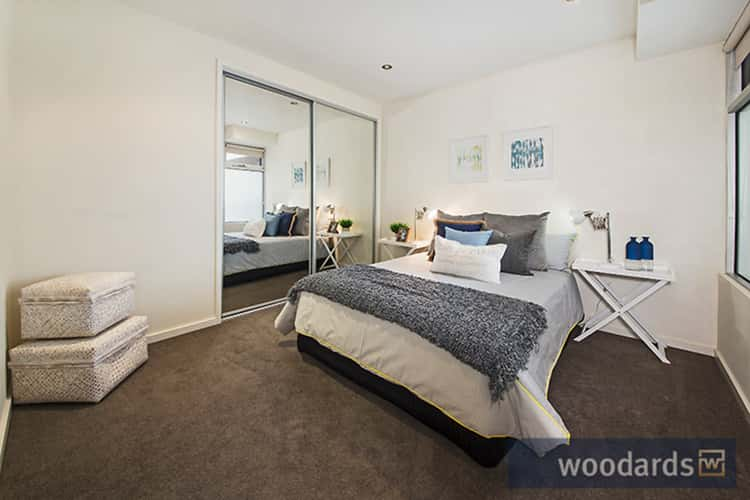 Fourth view of Homely apartment listing, 10/18 Waratah Avenue, Glen Huntly VIC 3163