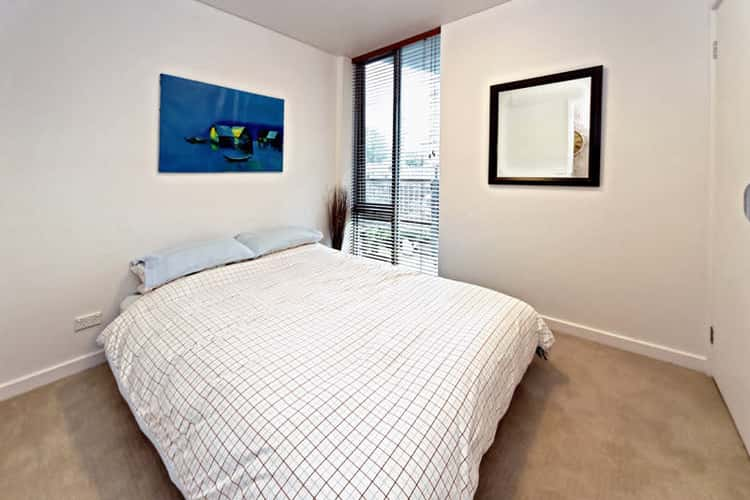 Fourth view of Homely apartment listing, 4/50 Johnston Street, Port Melbourne VIC 3207