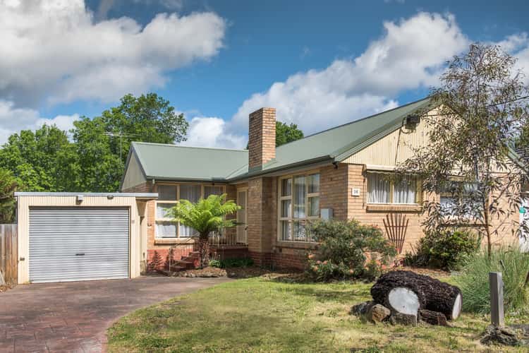 16 Ashmore Road, Forest Hill VIC 3131