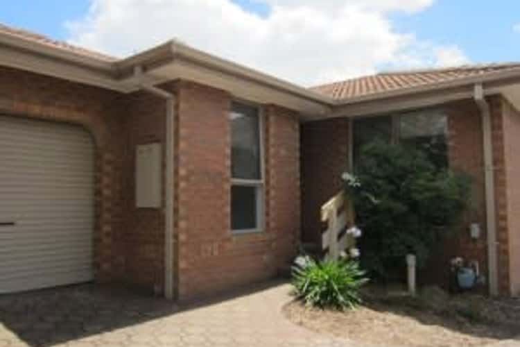Main view of Homely townhouse listing, 1/88 Highview Crescent, Macleod VIC 3085