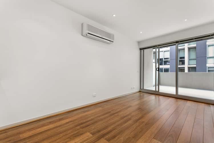 Main view of Homely apartment listing, 409/54 Nott Street, Port Melbourne VIC 3207