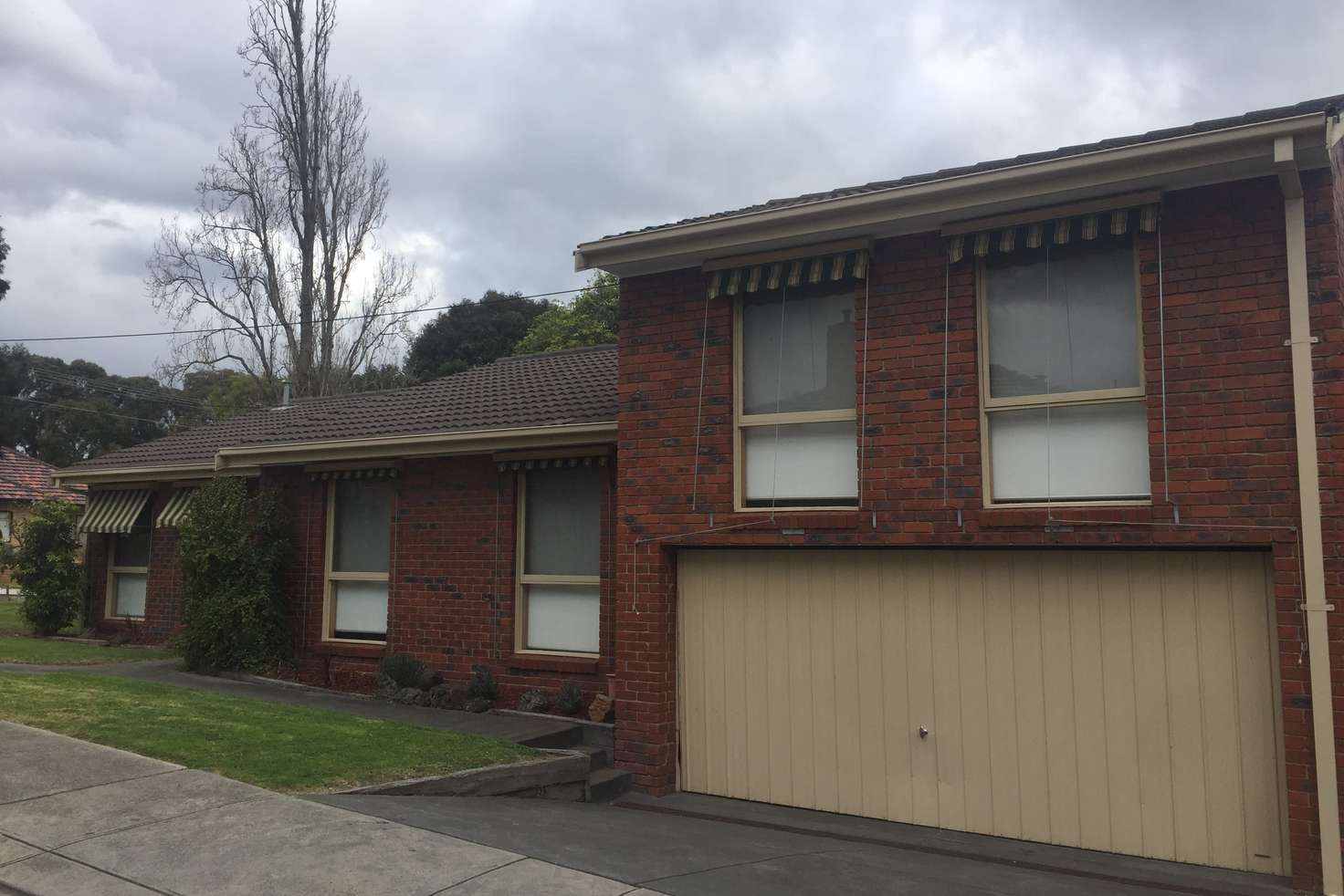 Main view of Homely unit listing, 1/33 Munro Street, Macleod VIC 3085