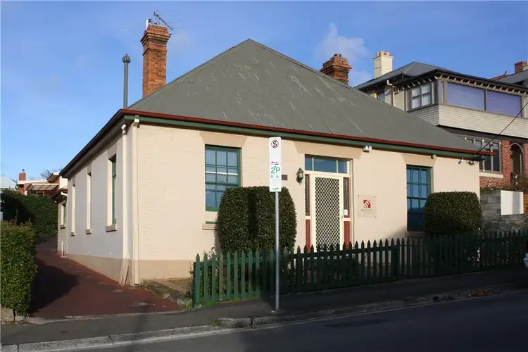 104 Hampden Road, Battery Point TAS 7004