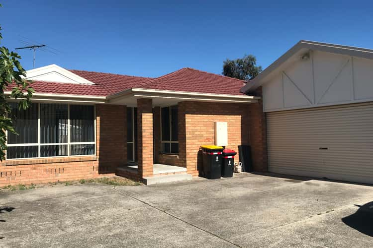 Main view of Homely unit listing, 2/33 Second Street, Clayton South VIC 3169