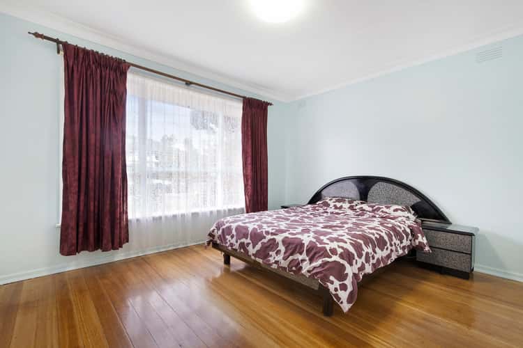 Fifth view of Homely house listing, 10 Joan Crescent, Burwood East VIC 3151