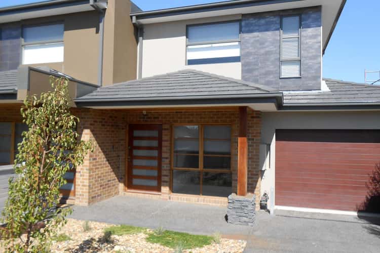 Main view of Homely townhouse listing, 26 Leonie Avenue, Bentleigh East VIC 3165