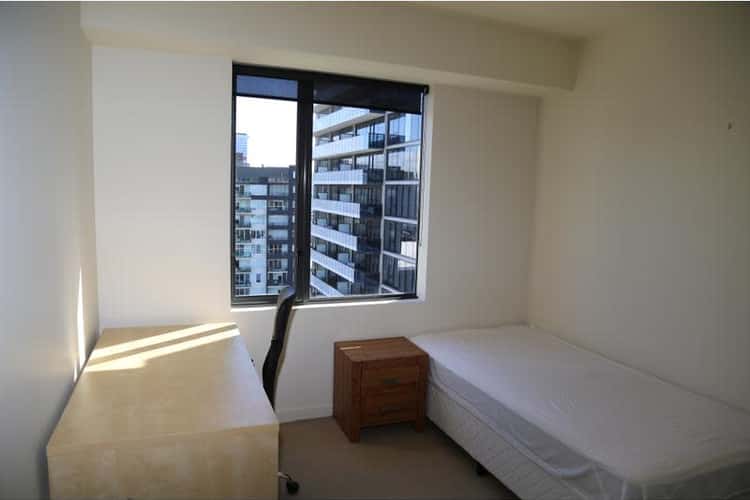 Fourth view of Homely apartment listing, 2106/80 Clarendon Street, Southbank VIC 3006