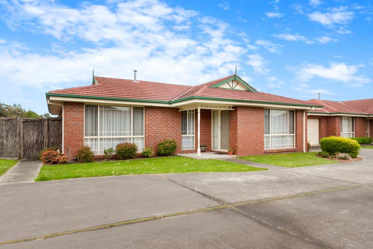 Main view of Homely unit listing, 1/40 John Street, Pakenham VIC 3810