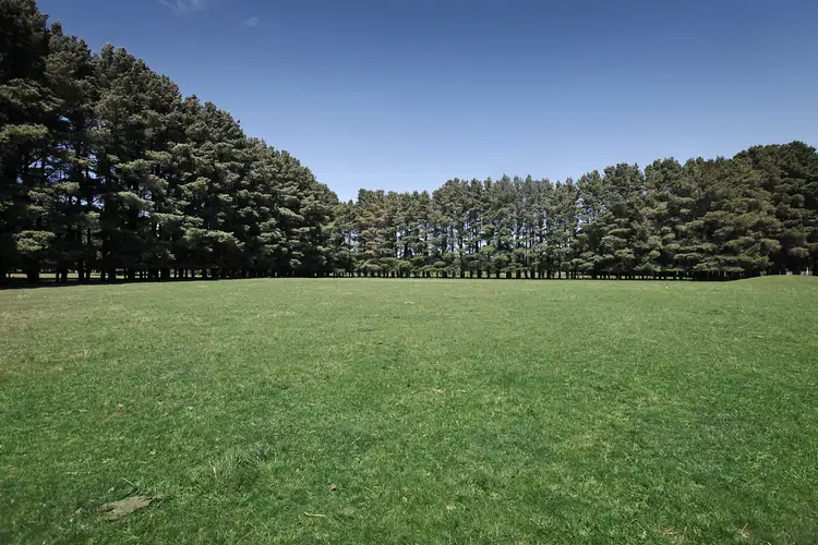 30 Pearsons Road, Trentham VIC 3458
