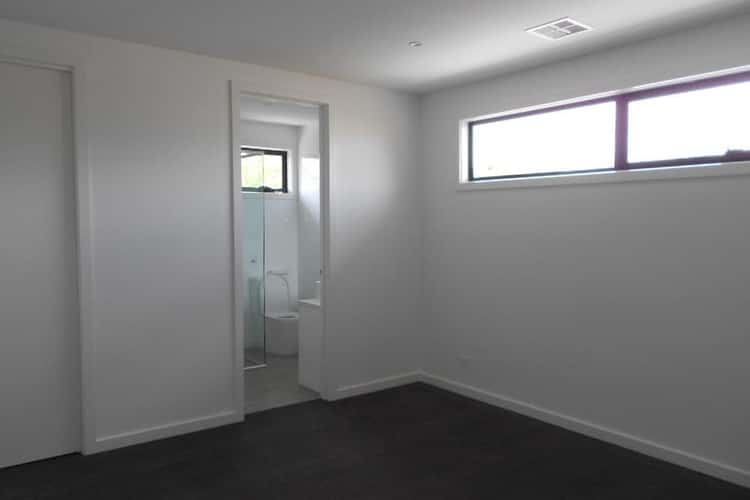 Third view of Homely townhouse listing, 41B Huntley Road, Bentleigh VIC 3204