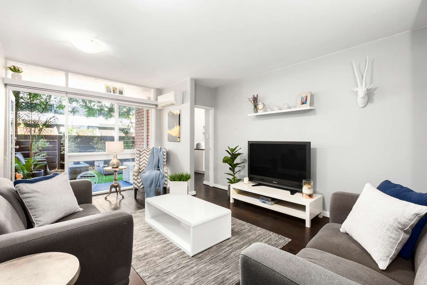 Main view of Homely apartment listing, 1/27 Ormond Road, Elwood VIC 3184