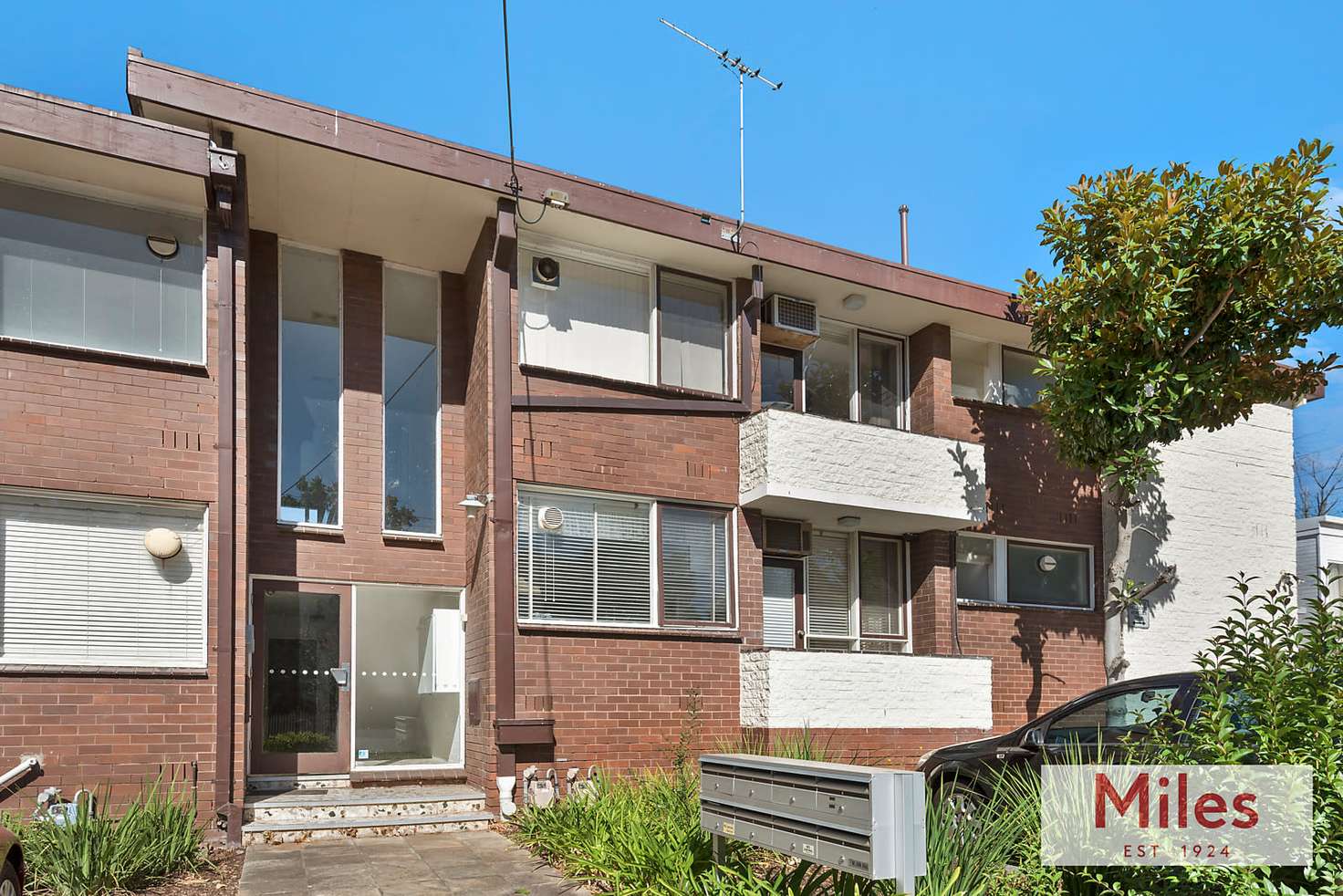 Main view of Homely apartment listing, 7/125 Locksley Road, Ivanhoe VIC 3079