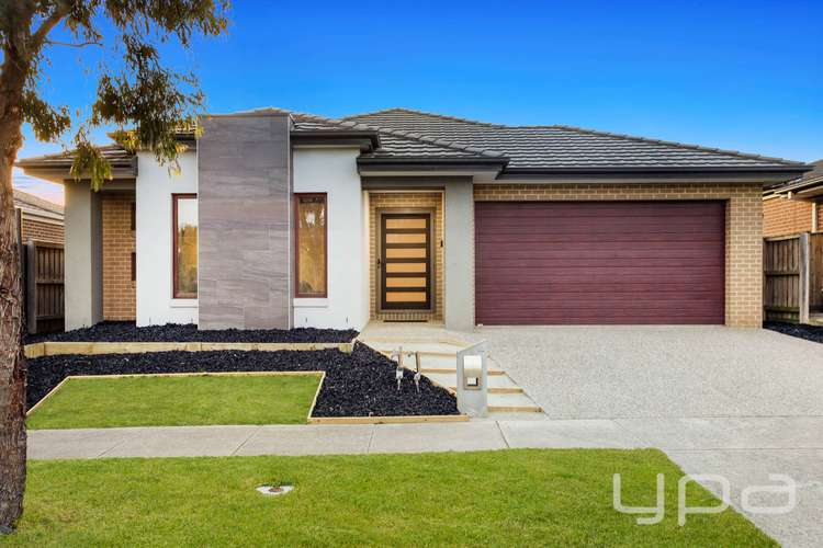 Main view of Homely house listing, 13 Saffron Avenue, Officer VIC 3809