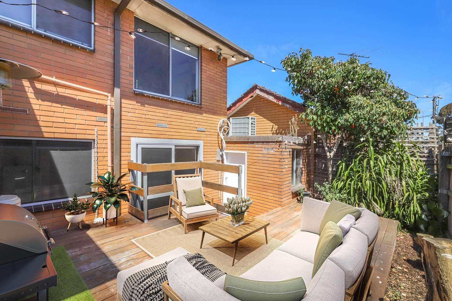 Main view of Homely unit listing, 2/566 Pascoe Vale Road, Pascoe Vale VIC 3044