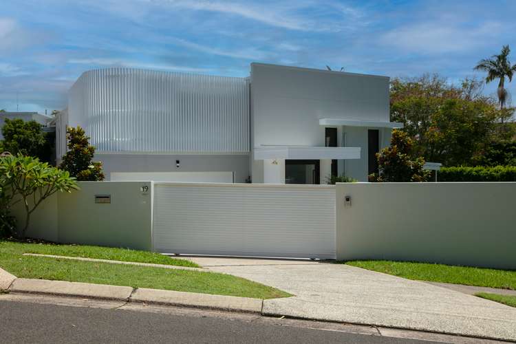 Main view of Homely house listing, 2/19 Lindsay Street, Alexandra Headland QLD 4572