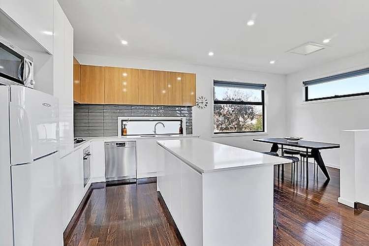 Main view of Homely townhouse listing, 4/29 Collier Court, Strathmore VIC 3041
