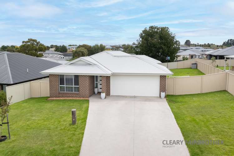 Main view of Homely house listing, 10 Fairleigh Place, Kelso NSW 2795