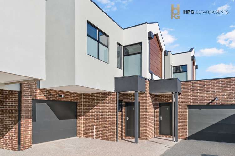 Main view of Homely townhouse listing, 2/9 Finningley Drive, Tullamarine VIC 3043