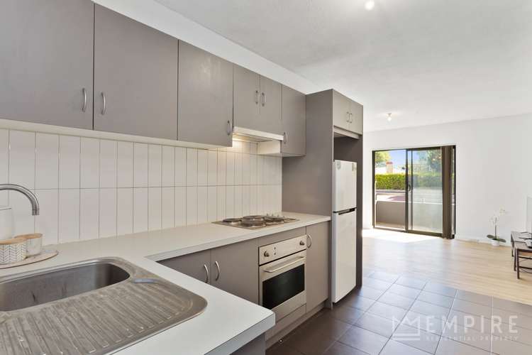 Main view of Homely house listing, 15/30 Lorraine Place, Hamilton Hill WA 6163