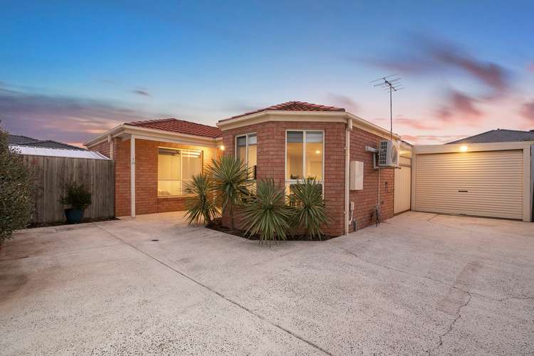 2/90 Robinsons Road, Deer Park VIC 3023