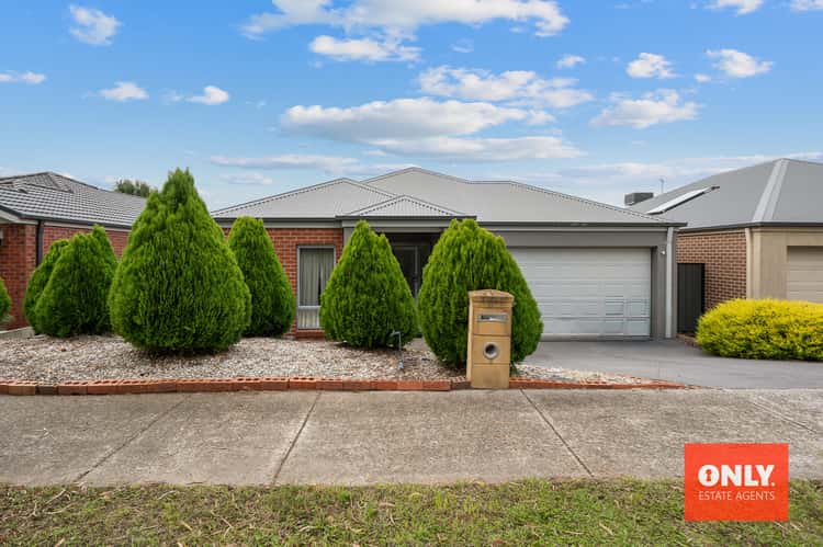 Second view of Homely house listing, 8 Half Moon Crescent, Pakenham VIC 3810