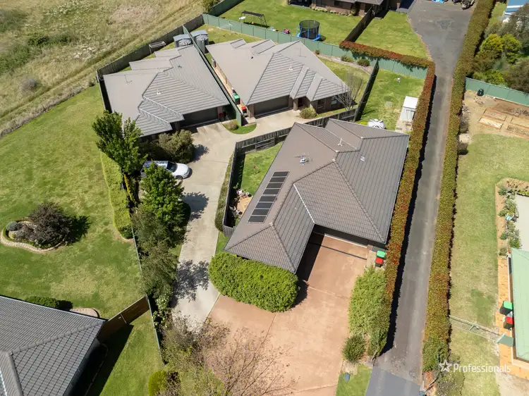 Third view of Homely unit listing, 1/16 Mason Crescent, Armidale NSW 2350