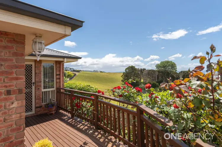 Main view of Homely unit listing, 2/21 Uplands Place, Park Grove TAS 7320