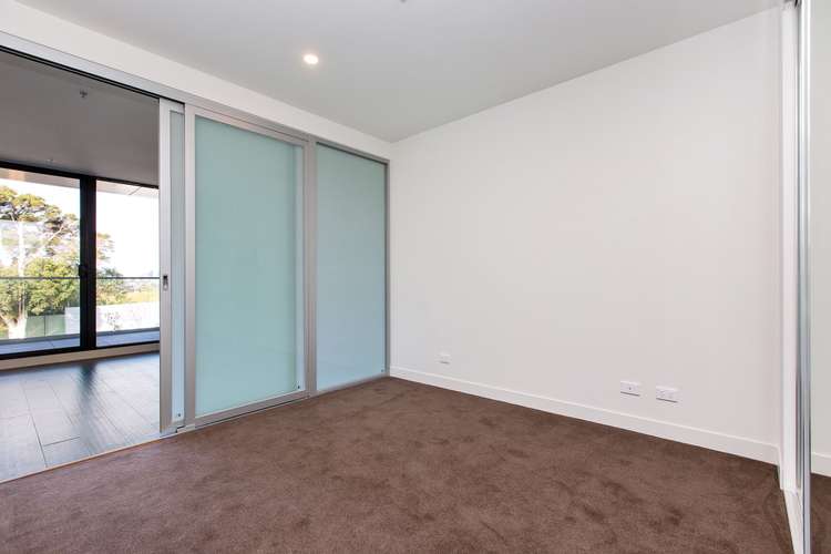 Fifth view of Homely apartment listing, 17/30 Leonard Crescent, Ascot Vale VIC 3032