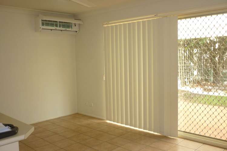 Second view of Homely semiDetached listing, 1/4 Dauphin Crescent, Merrimac QLD 4226