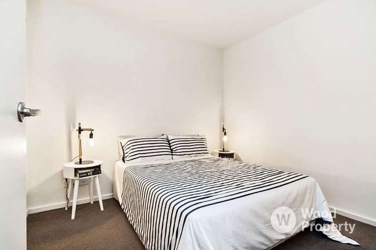 Fifth view of Homely apartment listing, 15/50 Rosslyn Street, West Melbourne VIC 3003