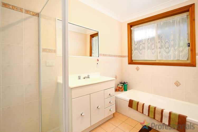 Fifth view of Homely house listing, 7 Todd Close, Armidale NSW 2350