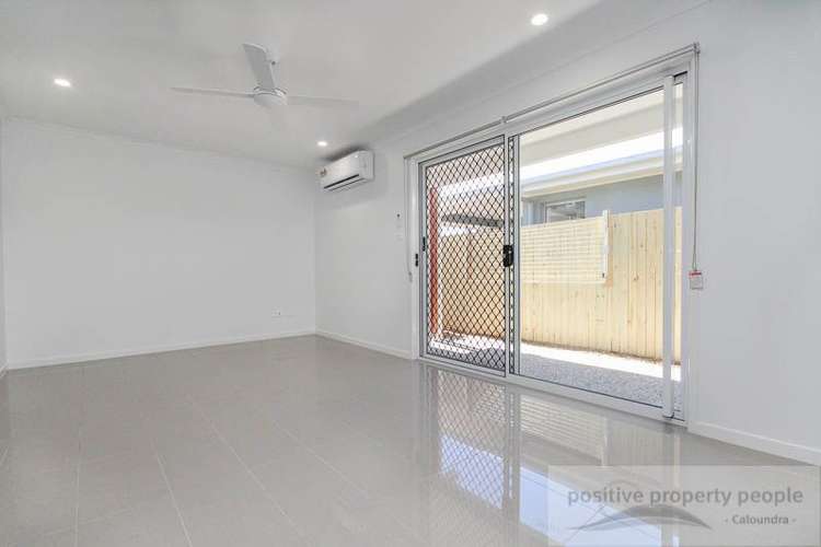 Fourth view of Homely semiDetached listing, 2/24 Meredith Crescent, Caloundra West QLD 4551