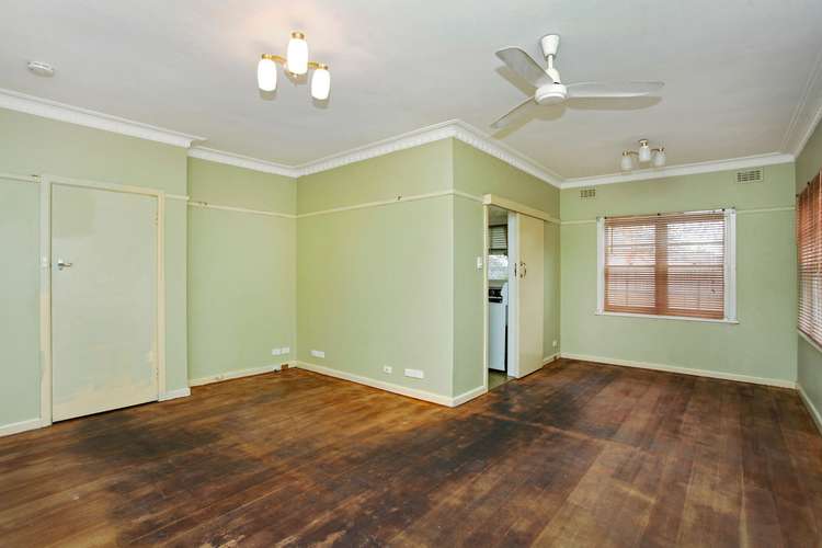 Fourth view of Homely house listing, 8 Delmont Street, Albion VIC 3020