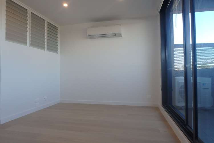 Fourth view of Homely apartment listing, 212/116-120 Martin Street, Brighton VIC 3186