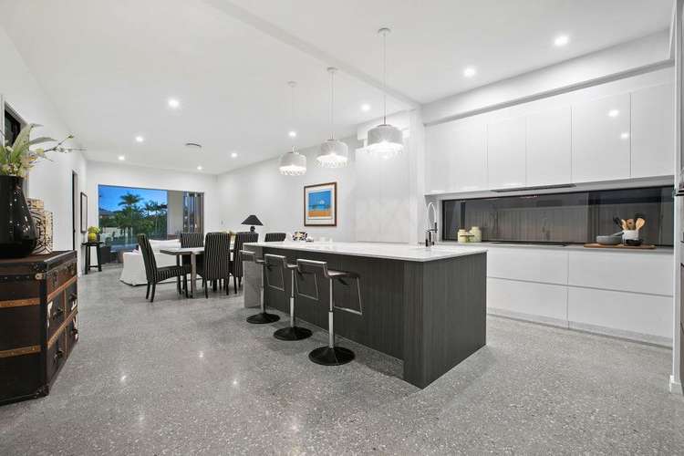 Fourth view of Homely villa listing, 2/38 Merrimac Boulevard, Broadbeach Waters QLD 4218