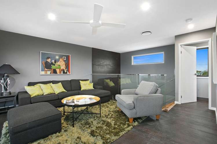 Fifth view of Homely villa listing, 2/38 Merrimac Boulevard, Broadbeach Waters QLD 4218