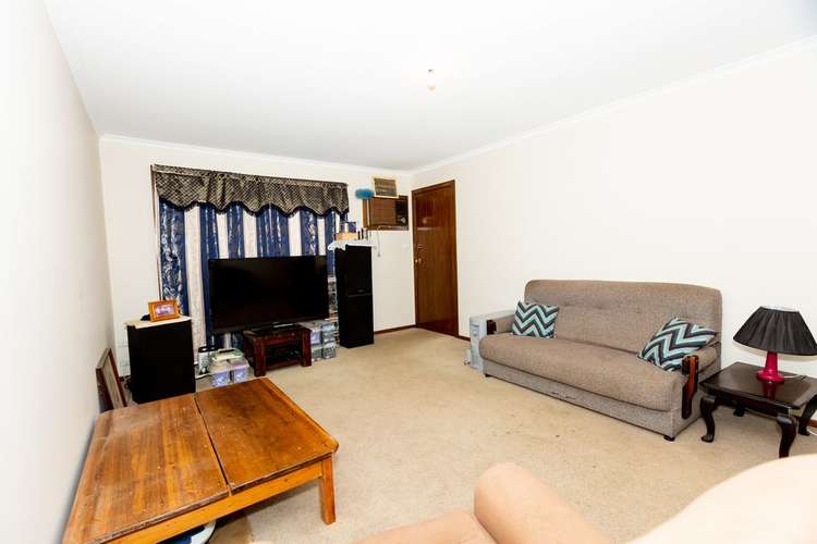 Second view of Homely unit listing, 2/24 Incarnie Crescent, Wagga Wagga NSW 2650